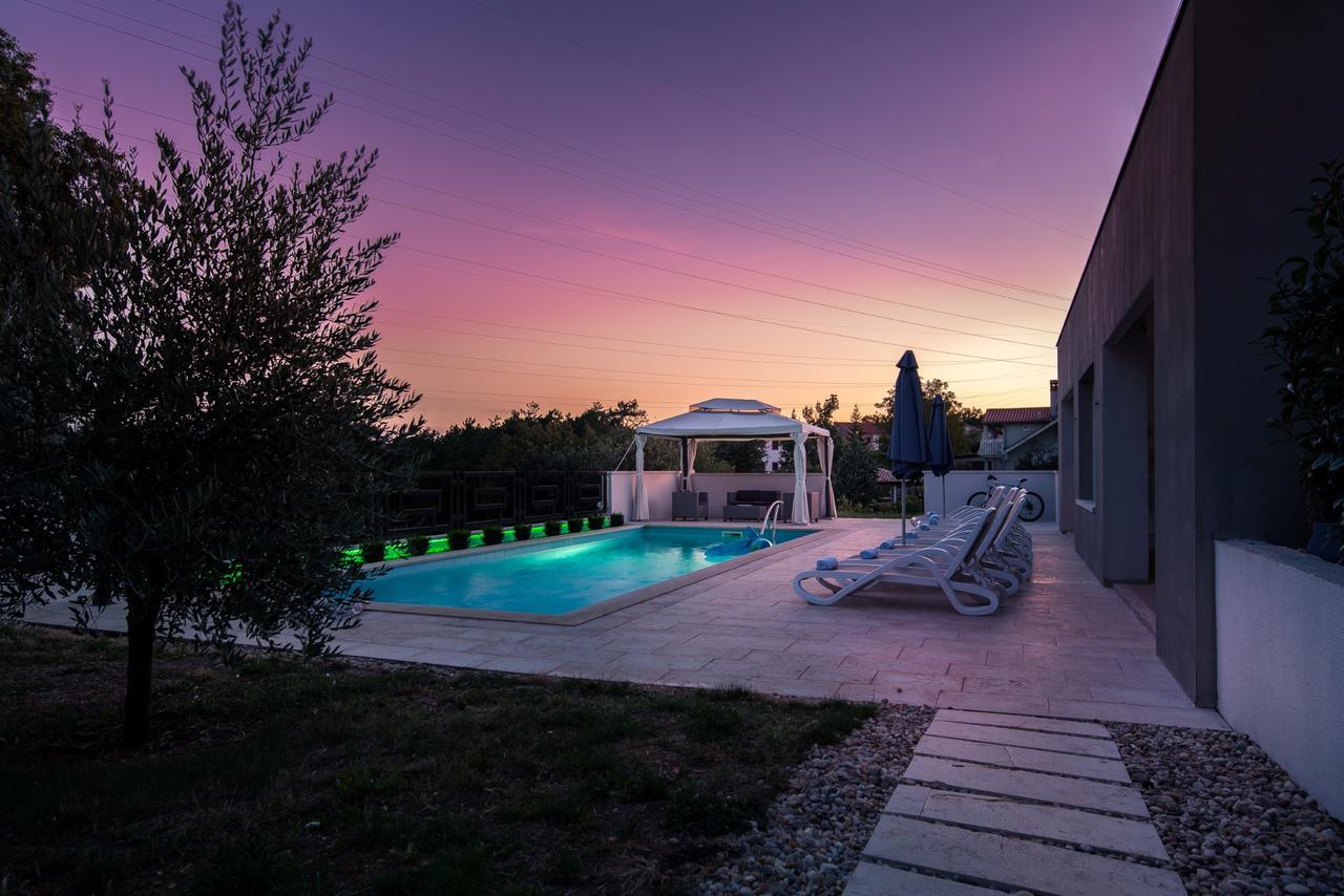 Holiday Home Sanchi Лабин Экстерьер фото